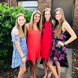 Meet your Posher, Tara